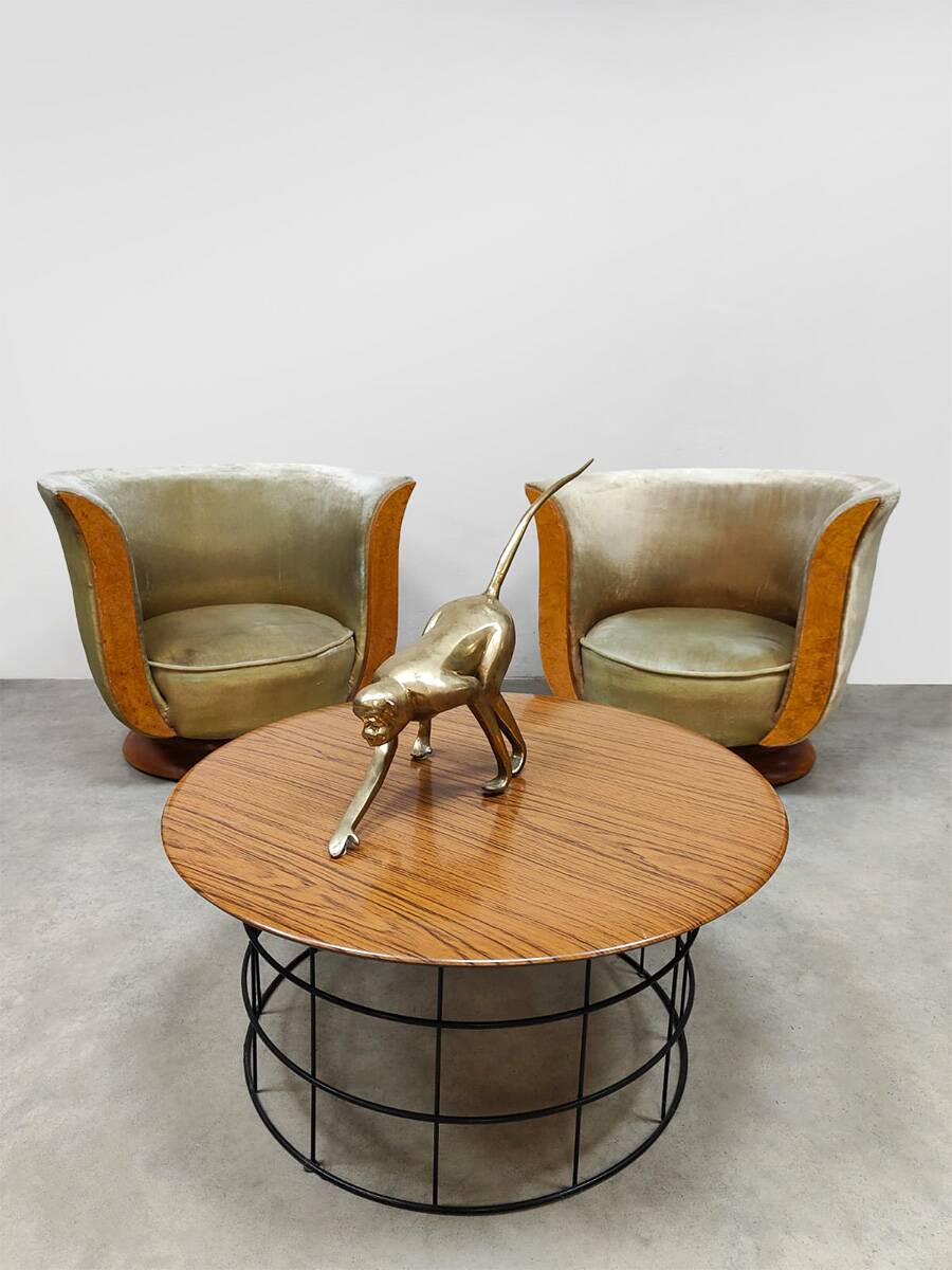 Pair of Art Deco "Tulip" armchairs from the "Le Malandre" hotel