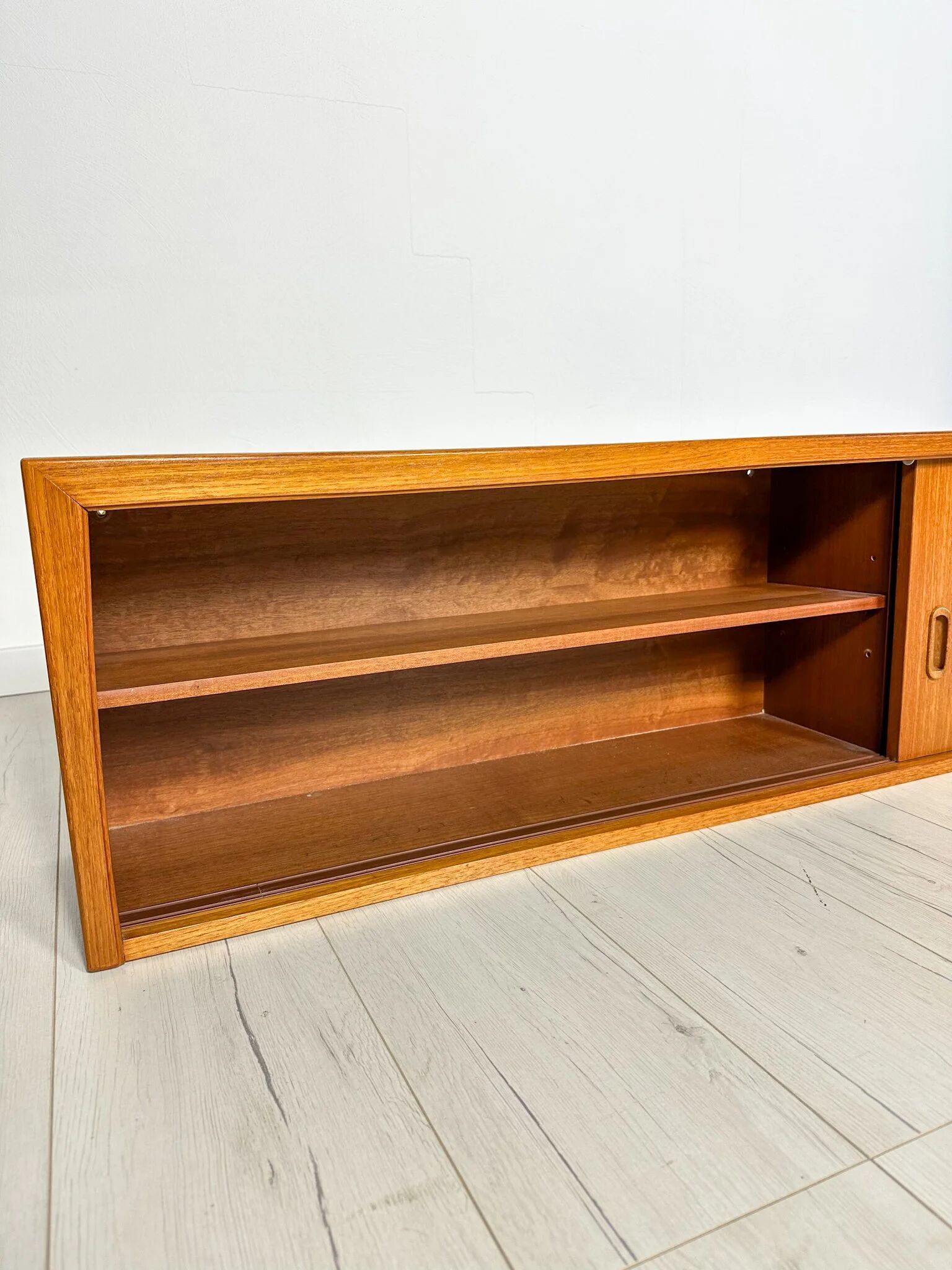 1960s vintage mid-century XL teak floating wall unit / wall-mounted sideboard / showcase by Bartels