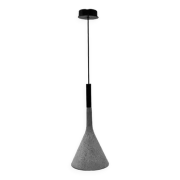Suspension Aplomb pour Fosciarini, Italie, 2010.