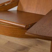 Mid-Century Round Teak Extendable Dining Table, United Knigdom, 1960s