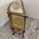 Commode style florentin