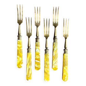 6 dessert forks in vermeil and yellow resin