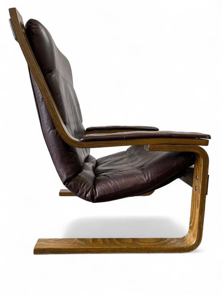 Vintage armchair / lounge chair / 70s armchair