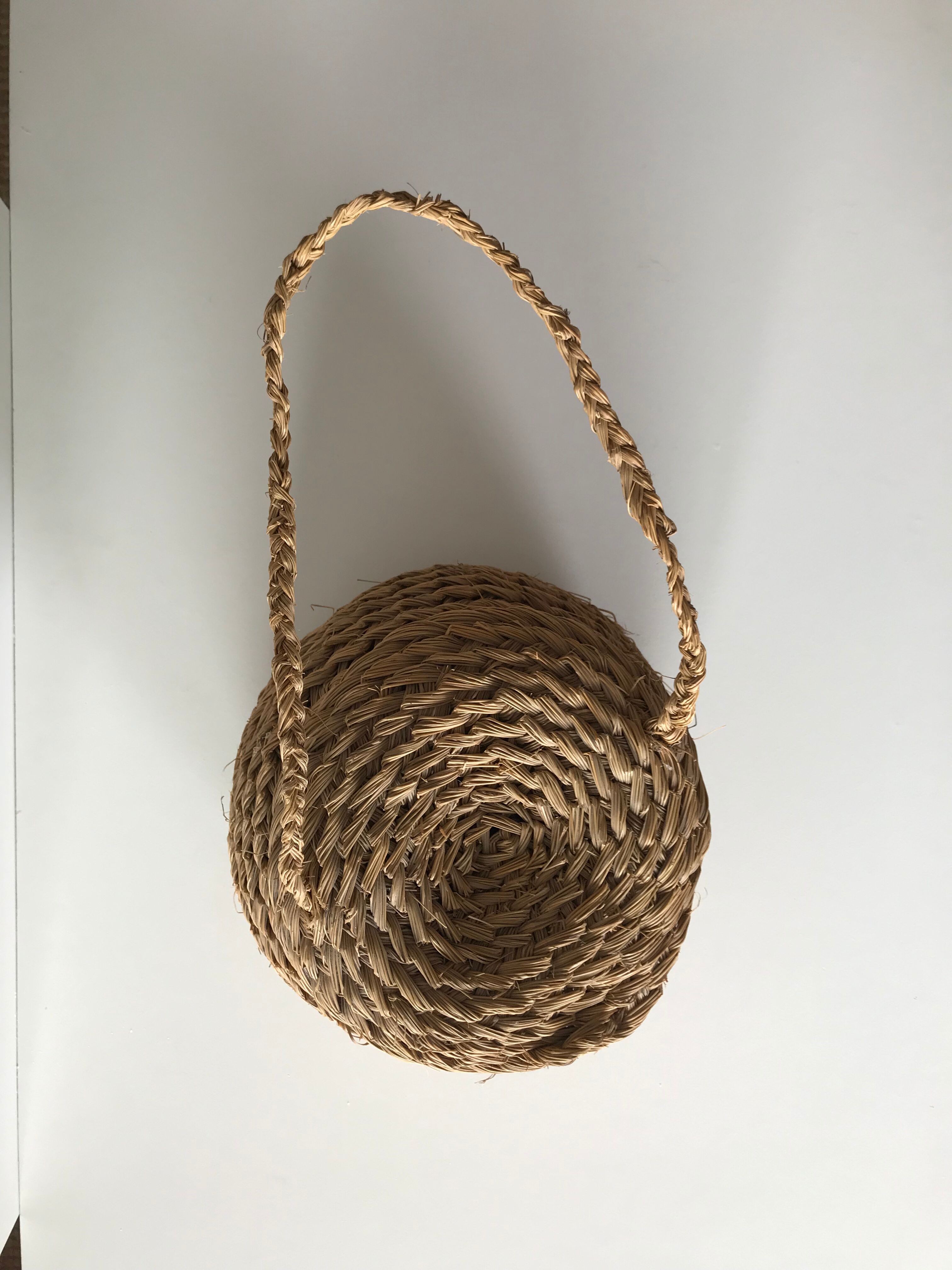 Round bohemian basket