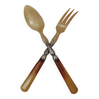 Horn salad servers