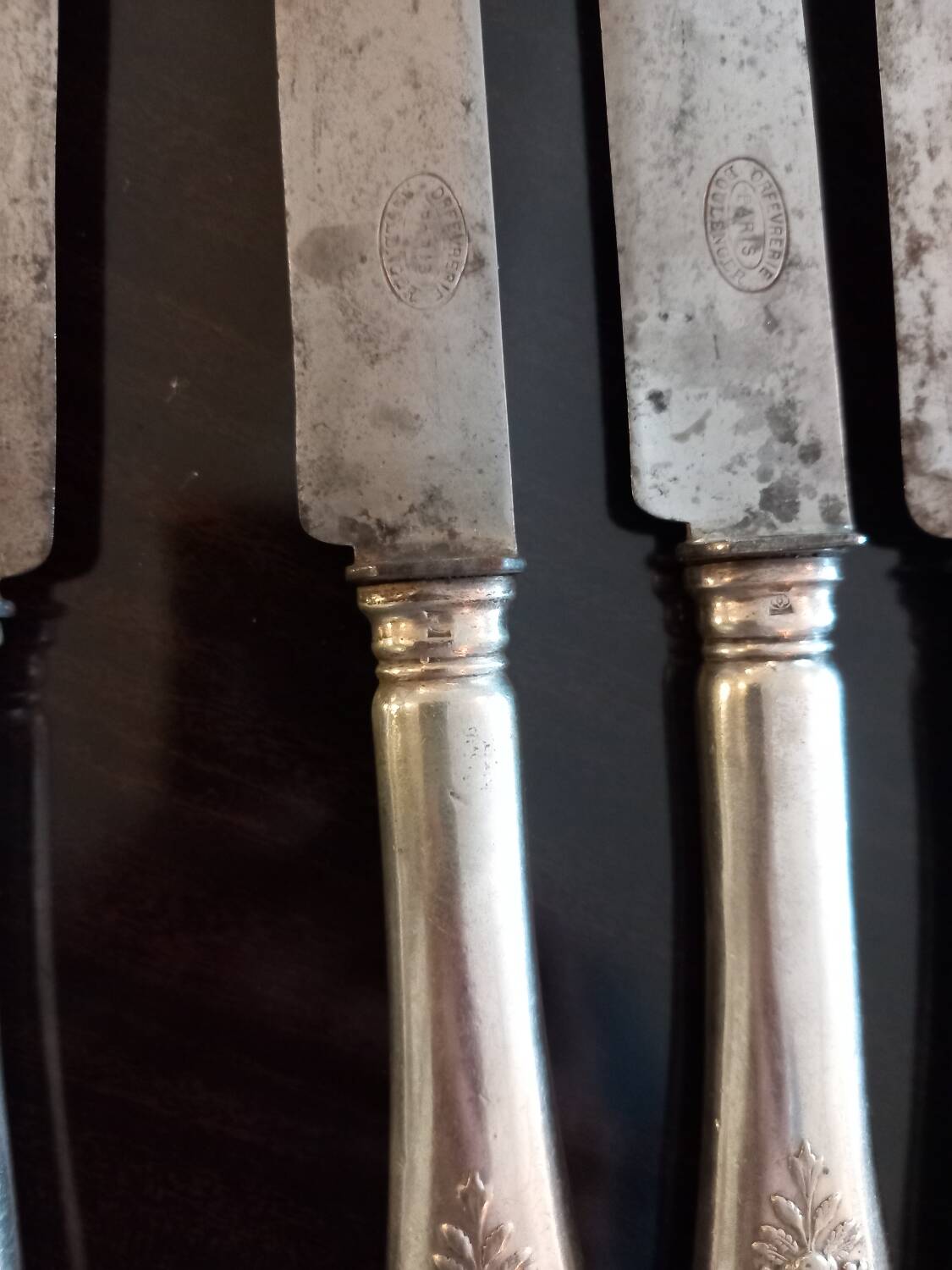 6 couteaux de table .19ème.