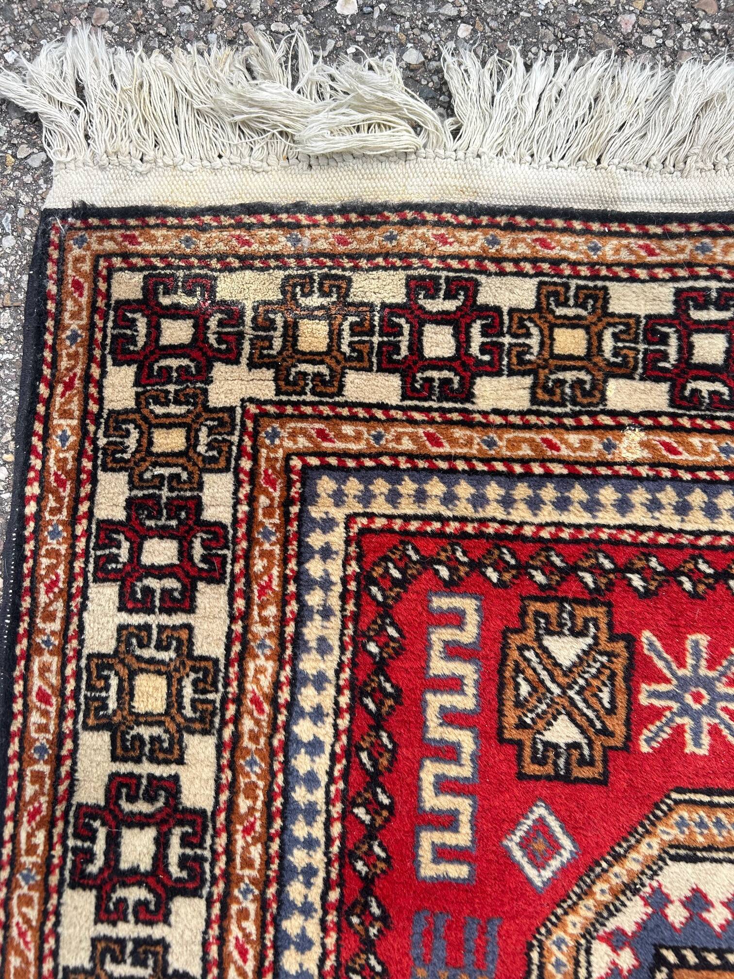 grand tapis de couloir persan