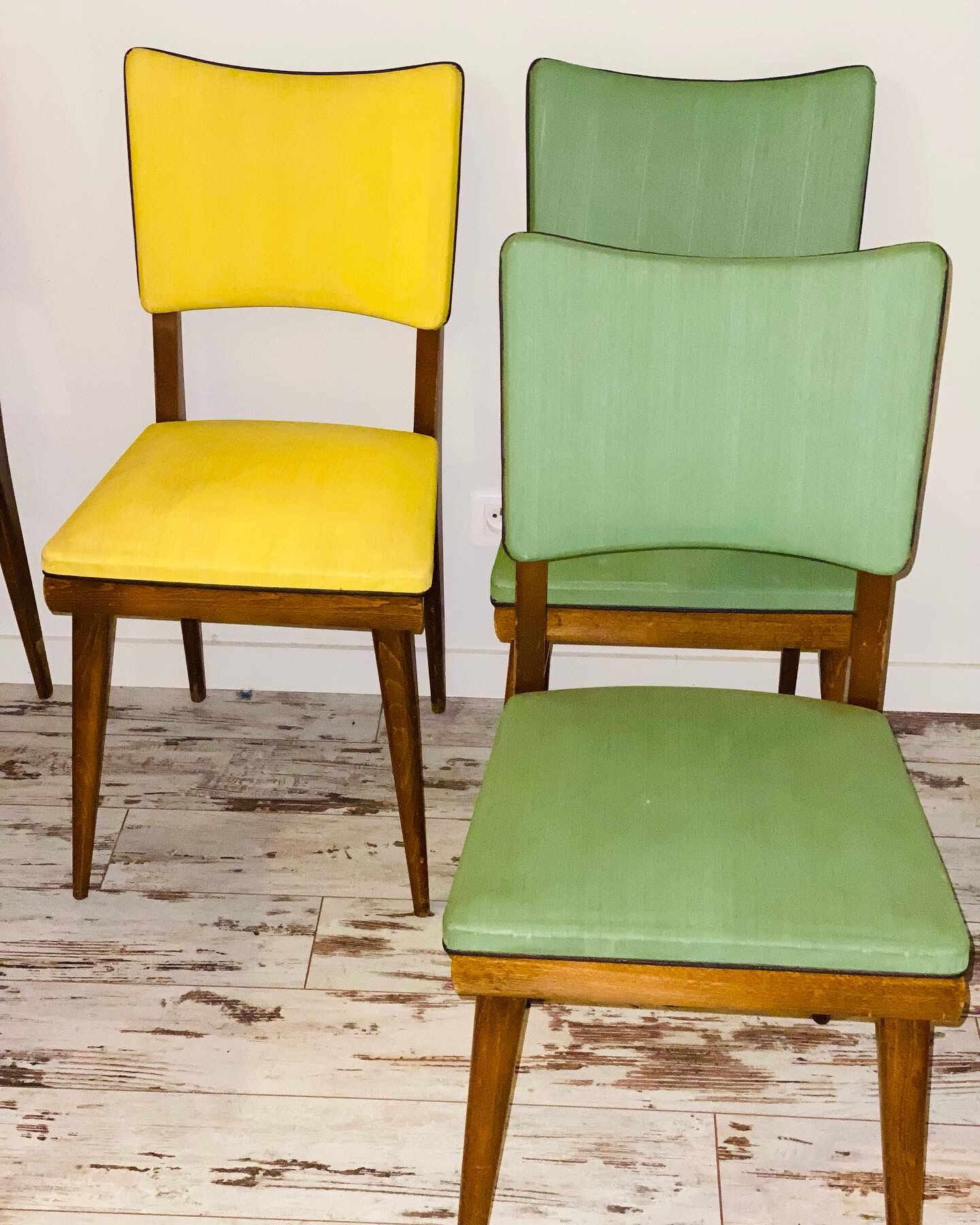 Suite of 5 vintage chair 50s