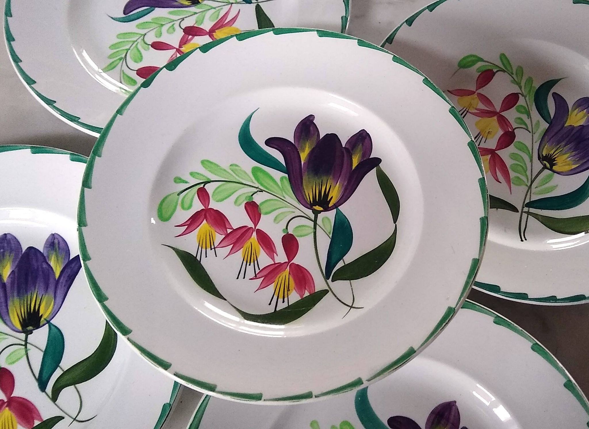 Dessert plates Terre de fer St Amand and Hamage Nord - Hand painted