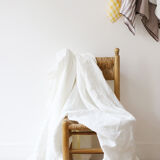 White upcycled cotton gas flying tablecloth