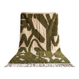 Handmade pure wool rug, size 200 x 300 cm.