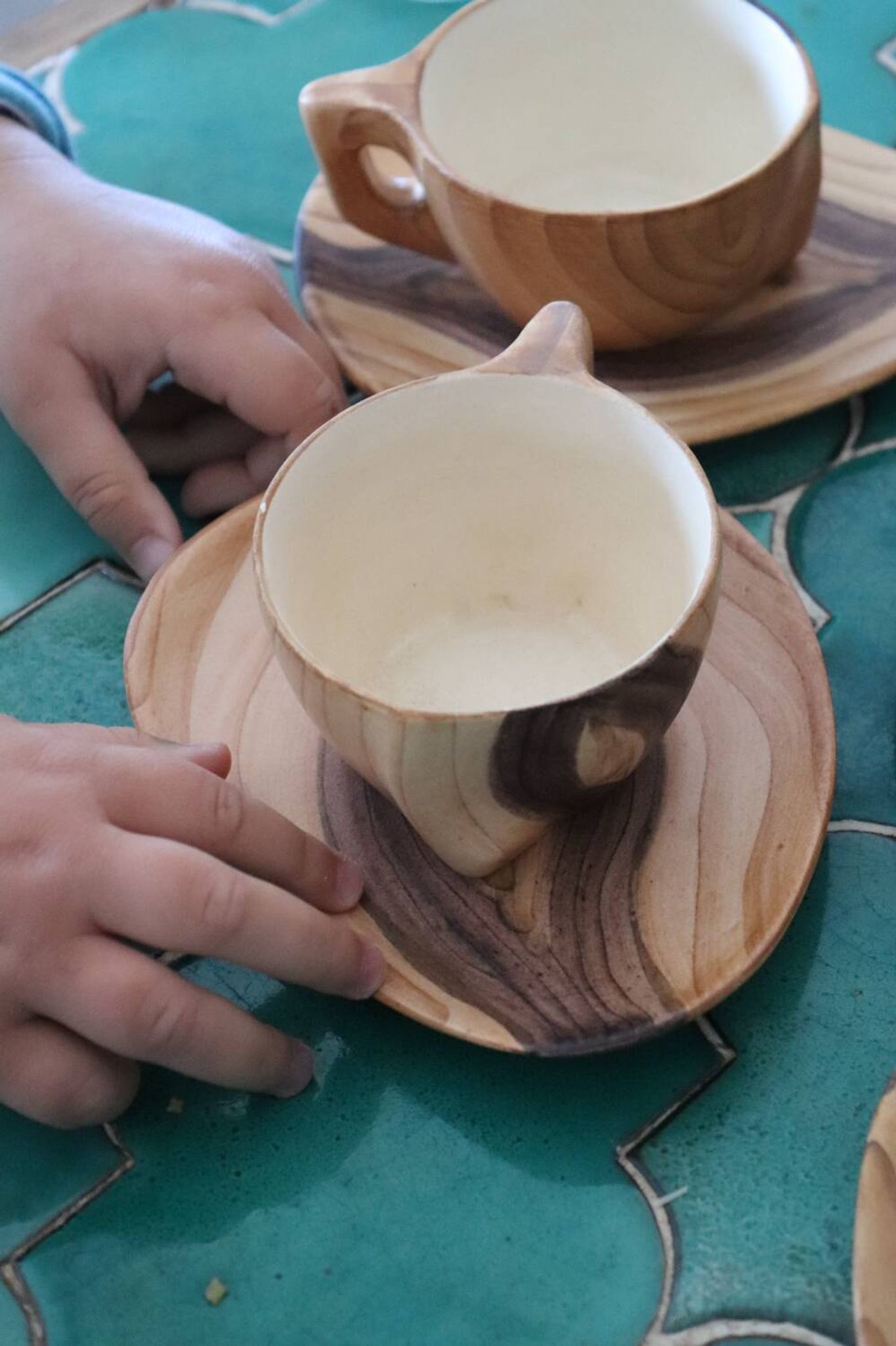 Coffee service – 6 cups and saucers Grand Jean Jourdan, Vallaur