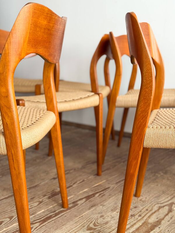 Lot de 10 chaises  71 en teck par Niels O. Møller, JL Moller, Mid Century