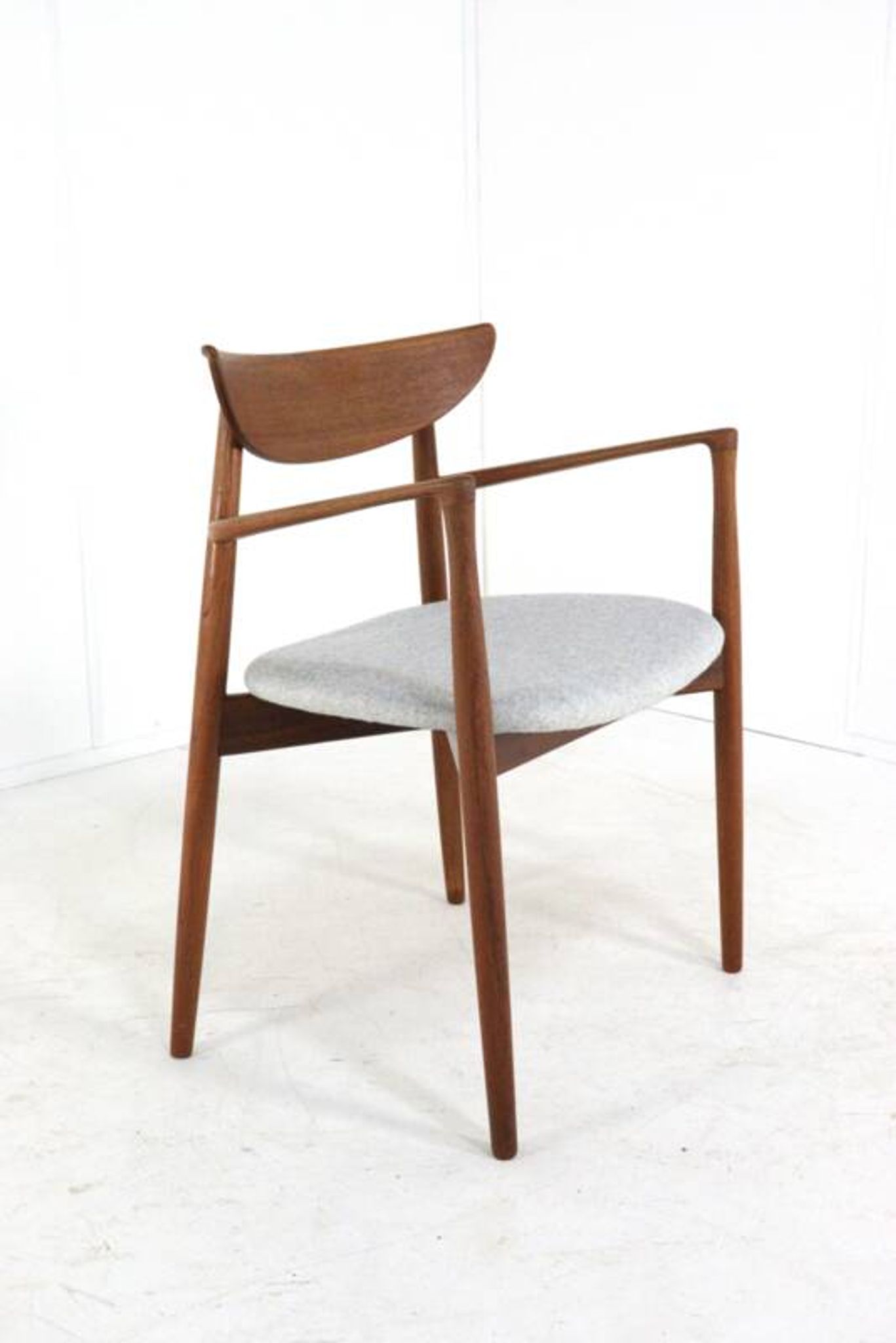 Set of 4+2 Harry Ostergaard for Randers Møbelfabrik chairs - danish design