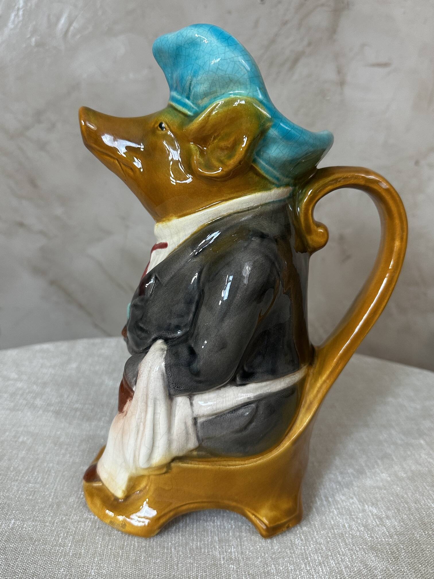 Pig earthenware jug