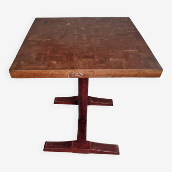 Square bistro table