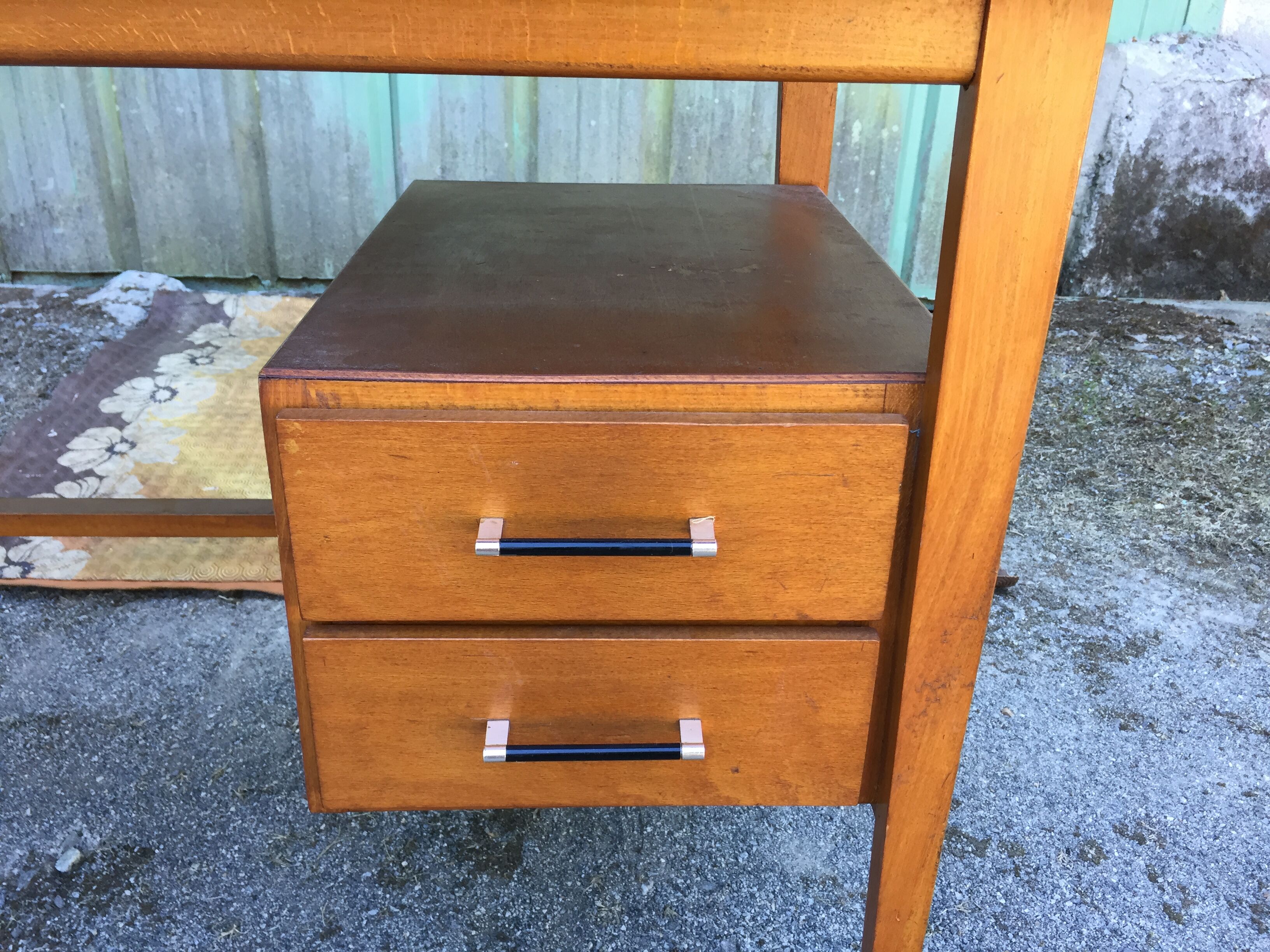 Vintage desk with 2 drawers in beech and cp with the Formica top