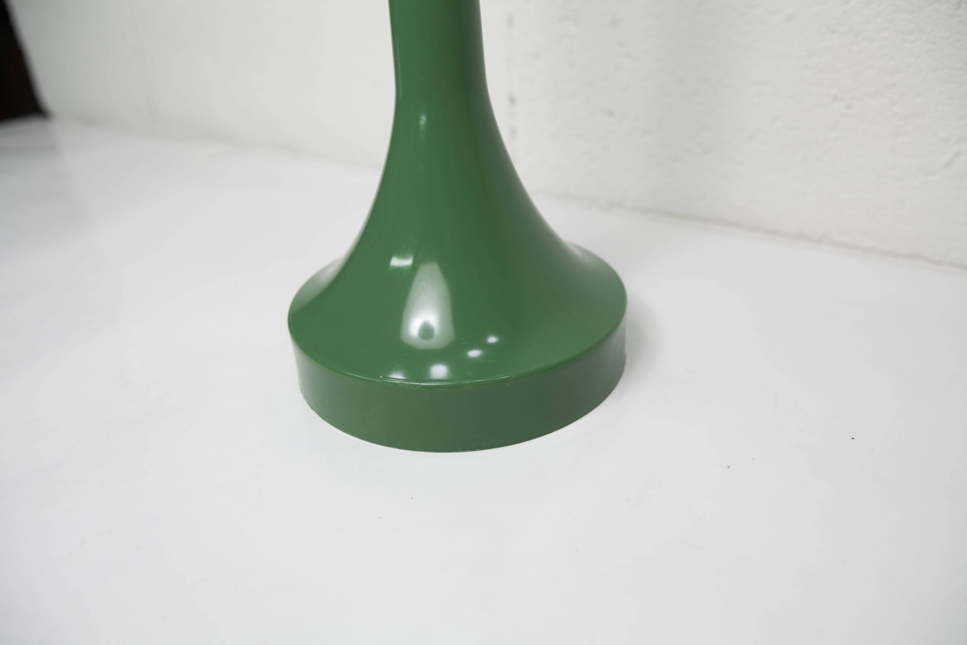 Space age ashtray 1970 italian design green