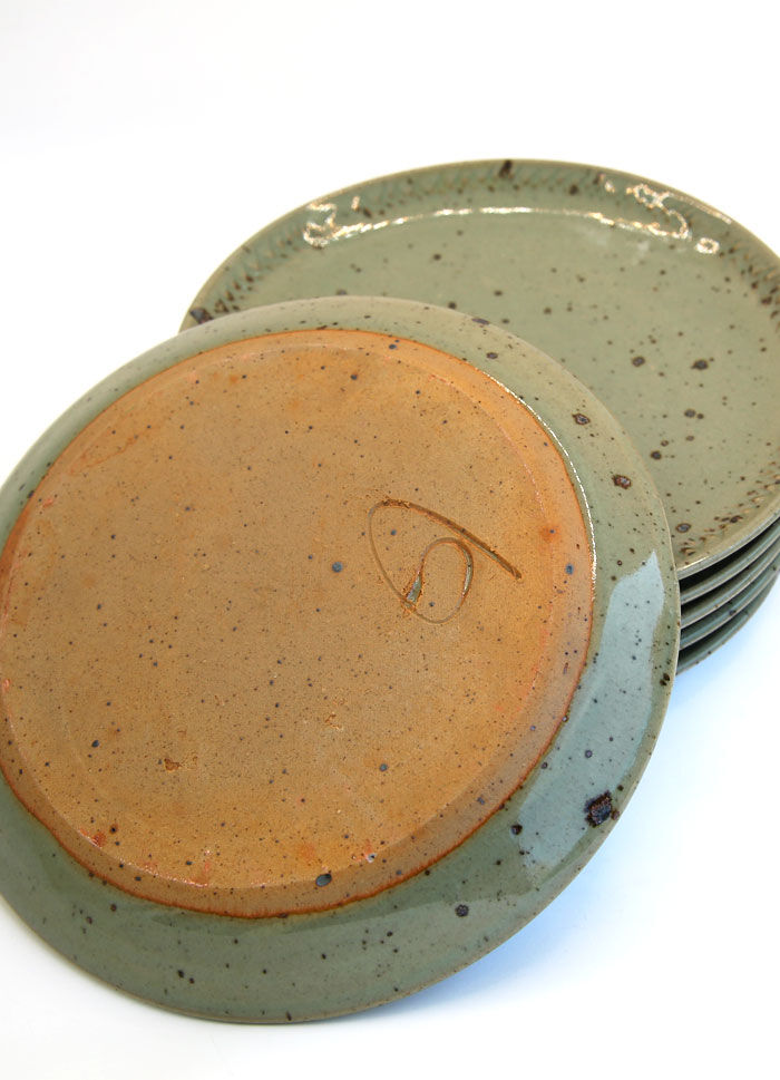 6 dessert plates in green grey sandstone