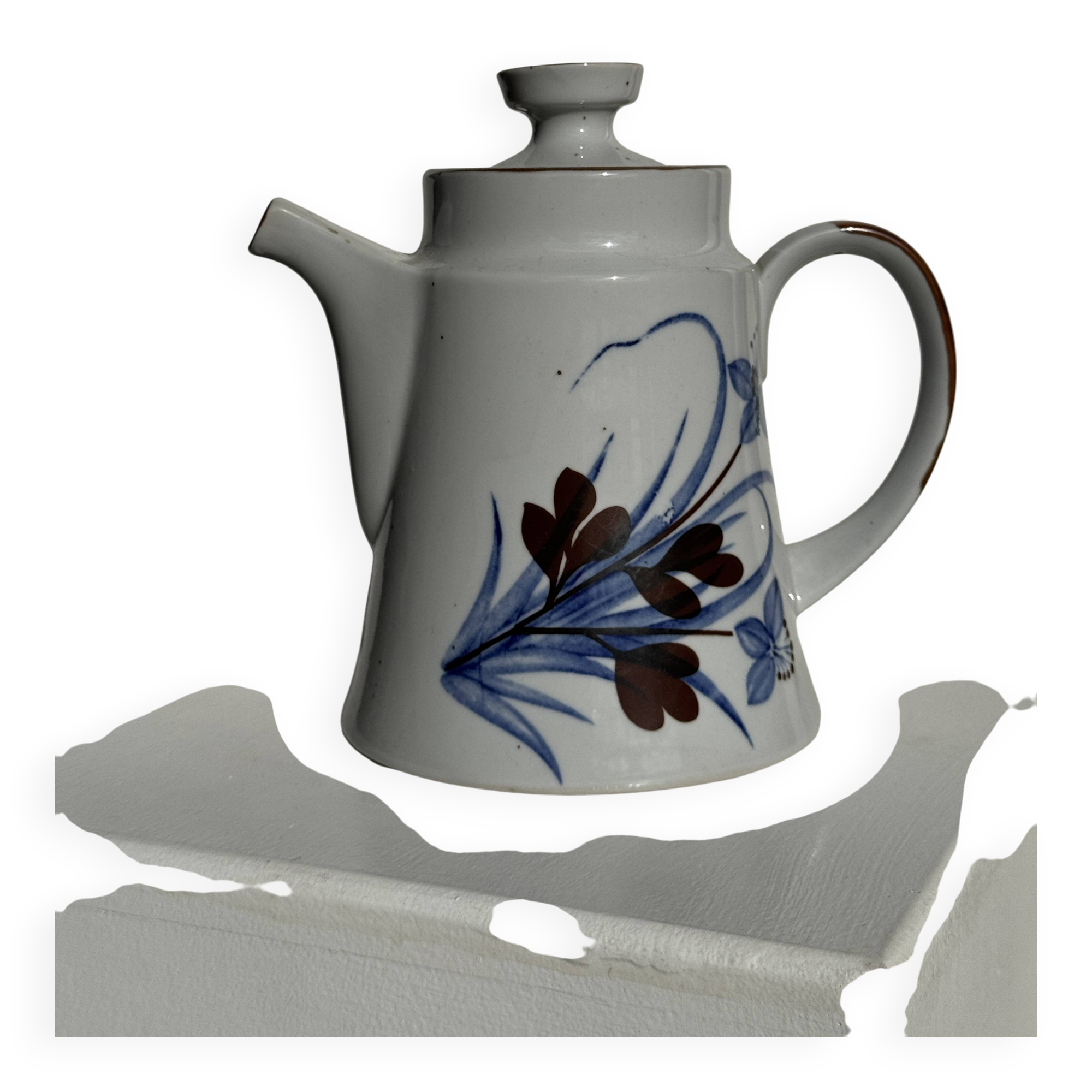 Teapot with stylised blue and brown flowers H18