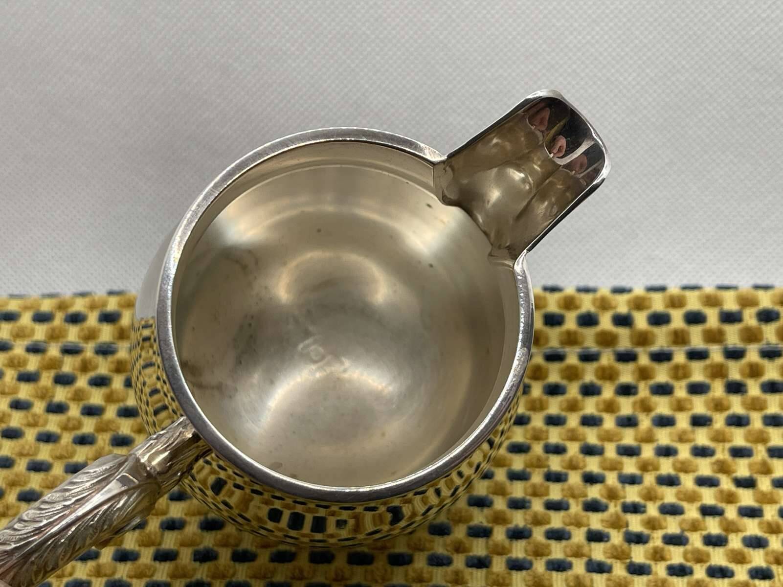 Pot à lait CHRISTOFLE en métal argenté modèle POMPADOUR
