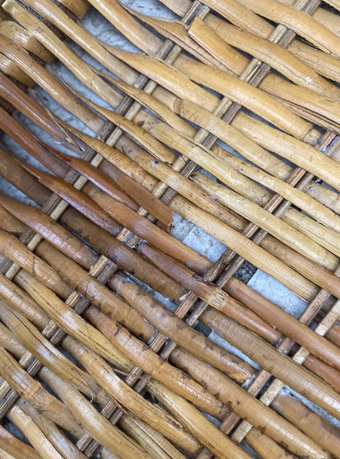 Vintage rattan chiffonier