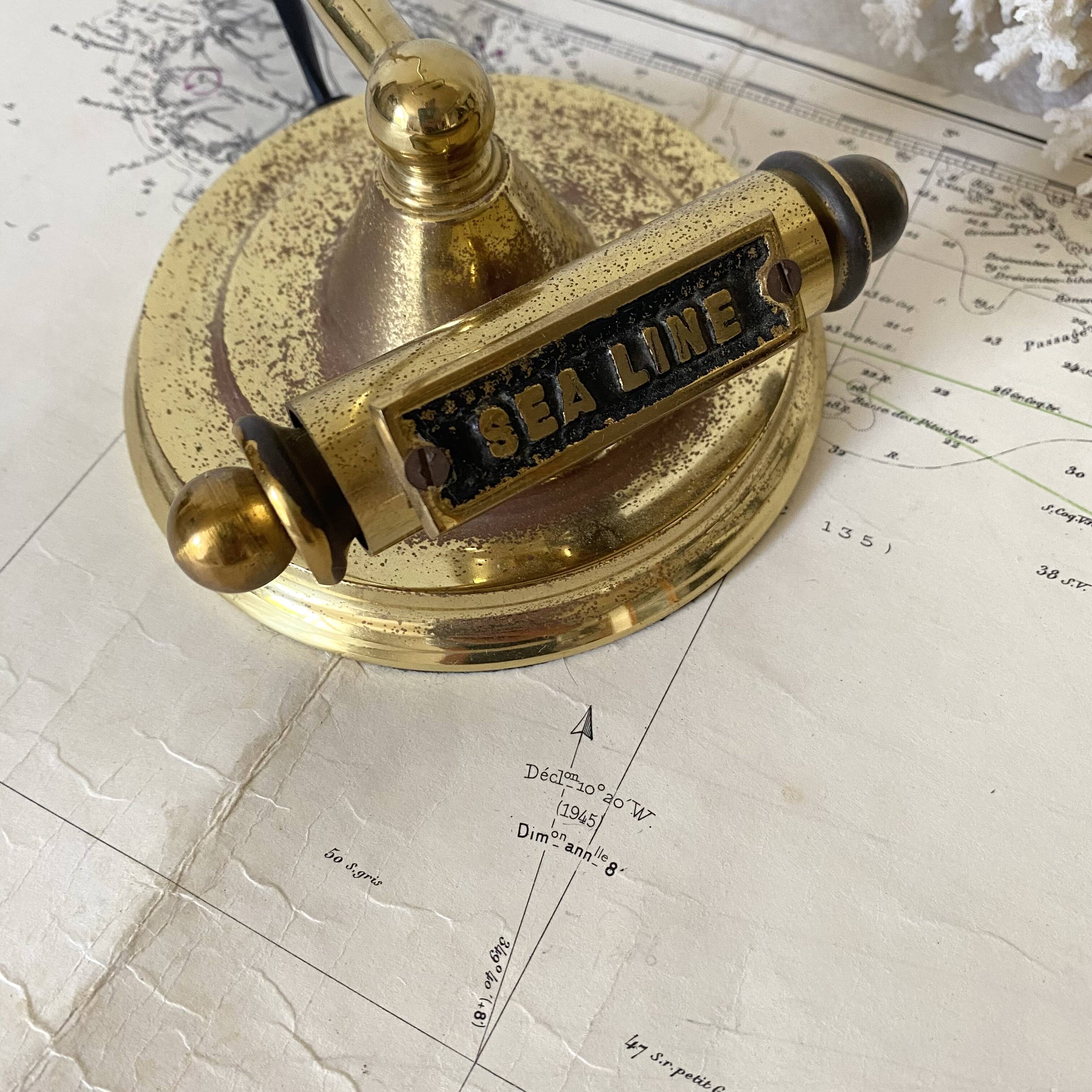 Notary, banker, sealine marine decor desk lamp