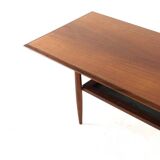 R.S. associates of Montreal coffee table - piece form canada