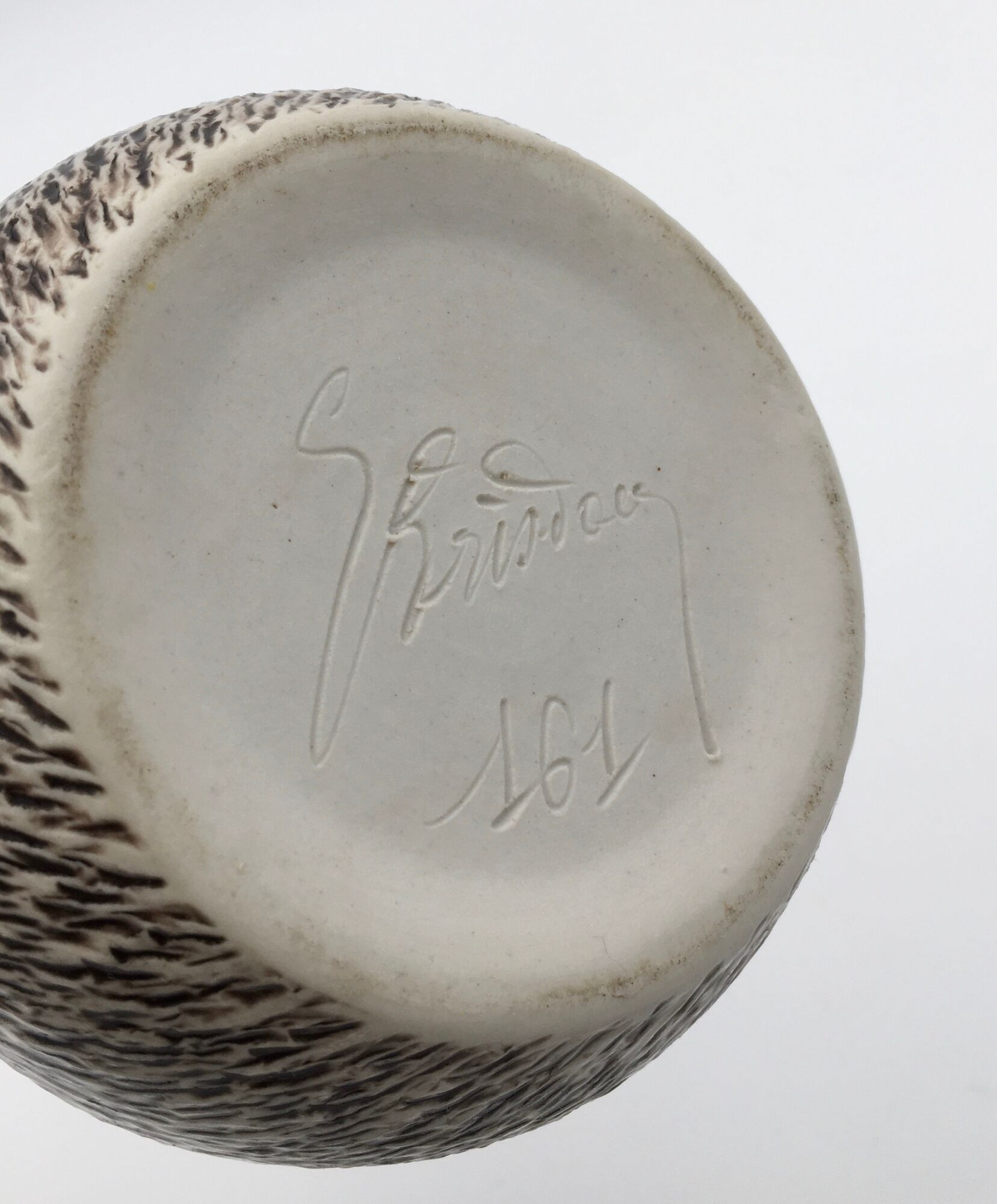 Lucien Brisdoux Enamelled sandstone covered pot with incised decoration, signed and numbered - 1940s-1950s