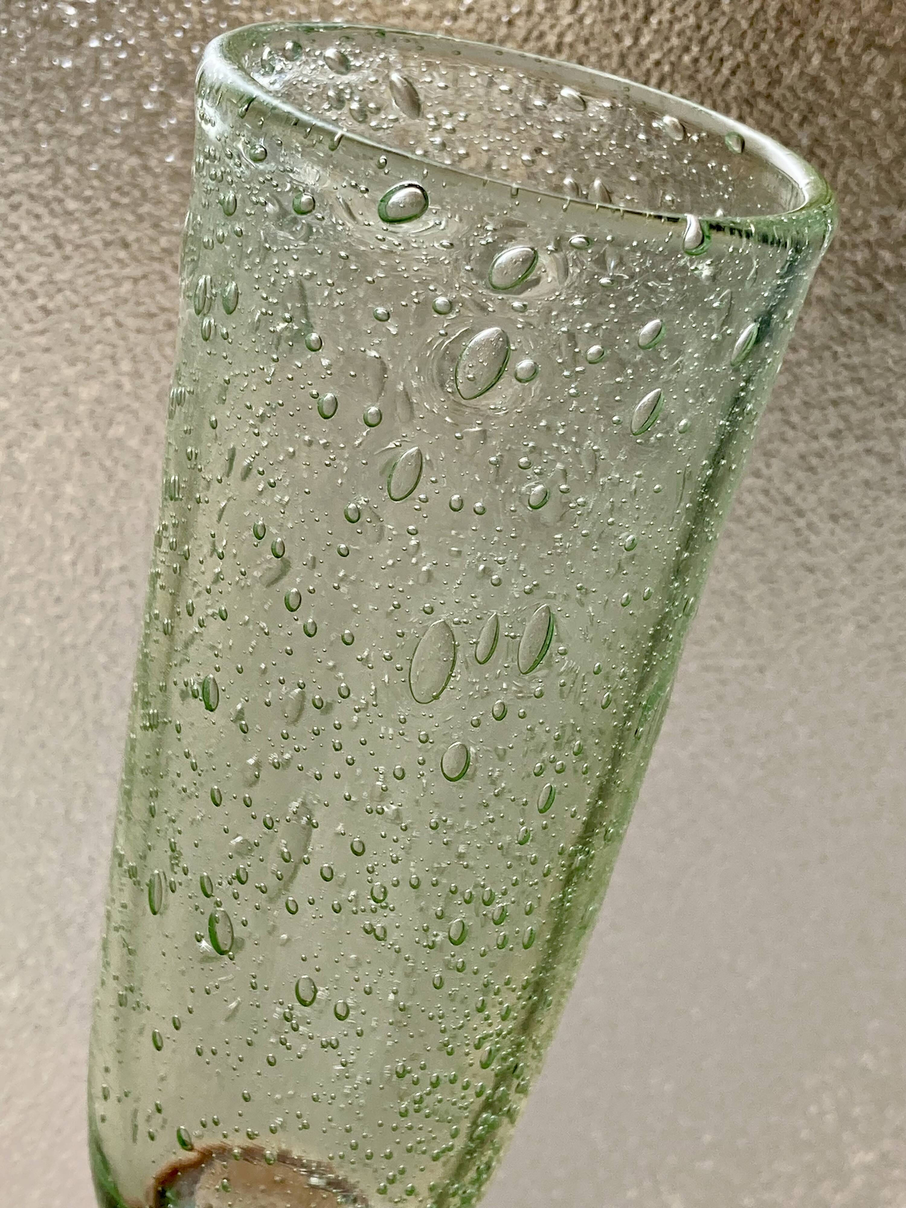 Champagne service in bubble glass from Montauroux