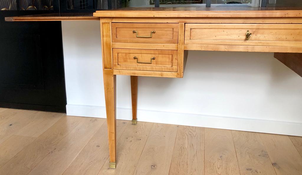 Cherry desk Louis XVI-style