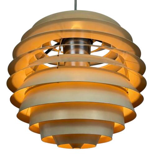 Louvre lamp, Poul Henningsen