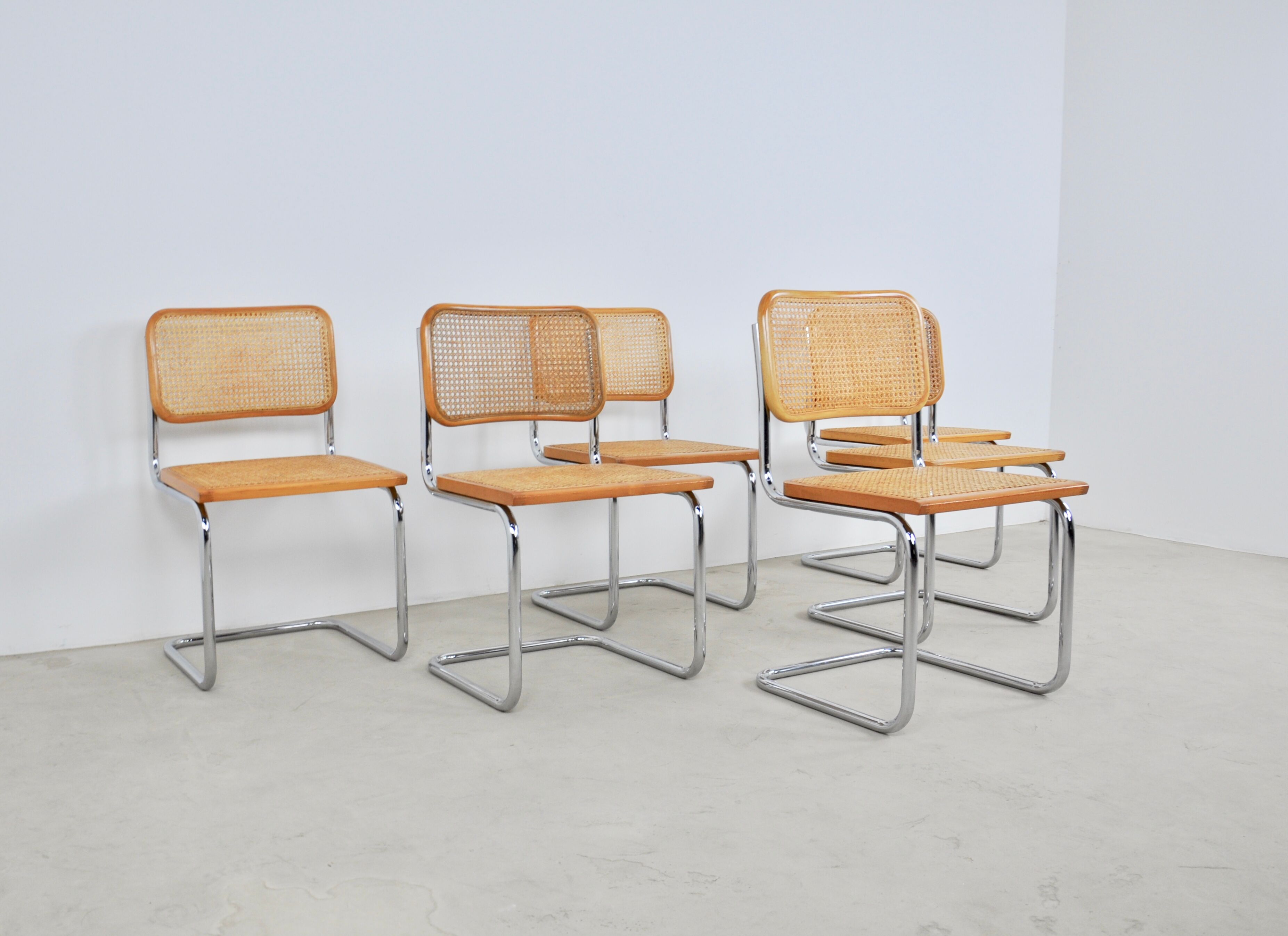 Dinning chairs B32 by Marcel Breuer