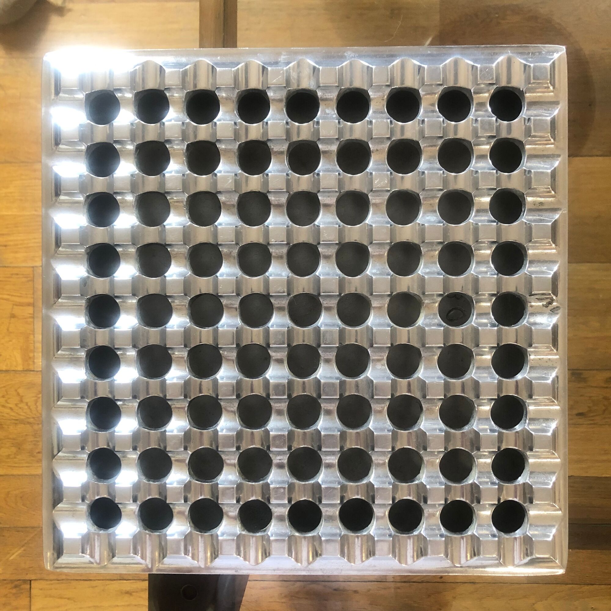 Scandinavian ashtray Ultima 30 design Holger Bäckström and Bo Ljungberg 1965 aluminum