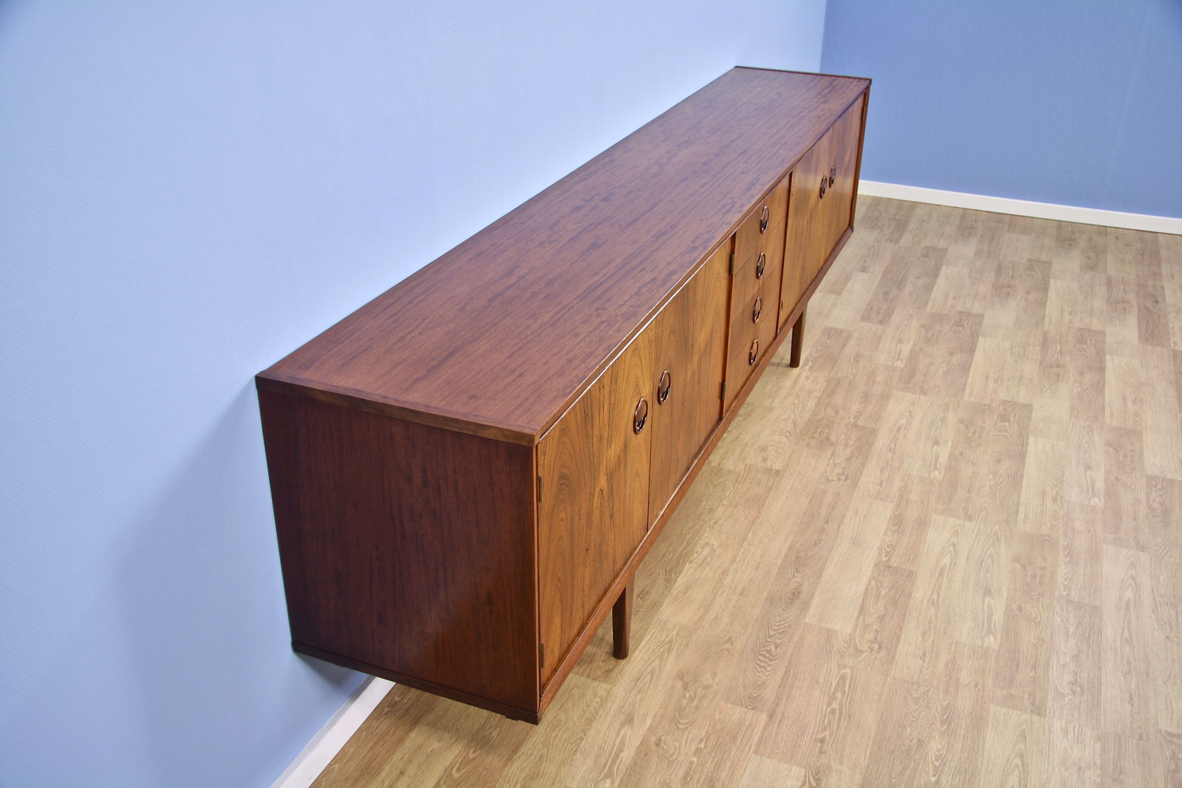 Enfilade XL hollandais en palissandre par William Watting pour Fristho, années 1960
