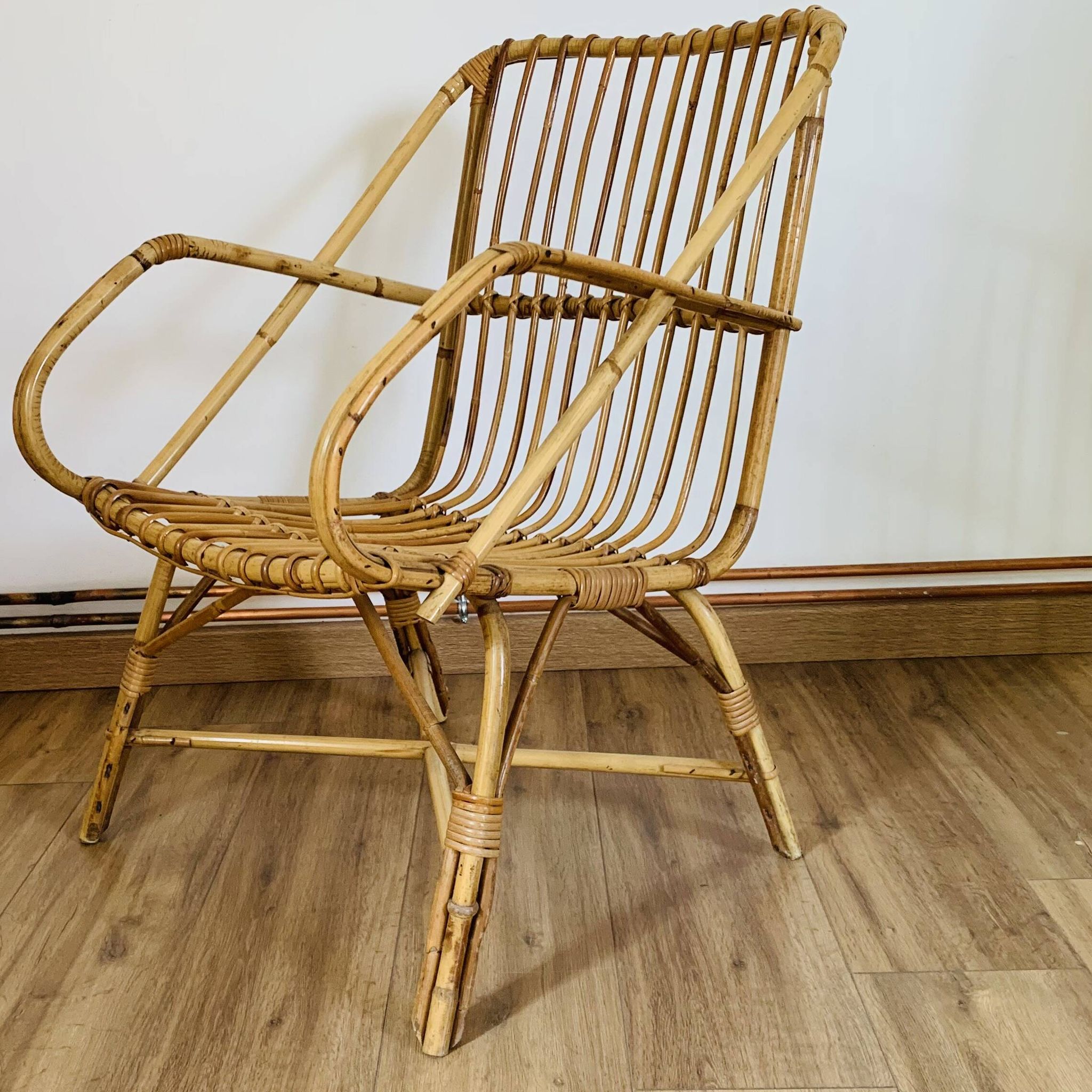 Fauteuil cubique en rotin