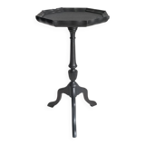 Pedestal table