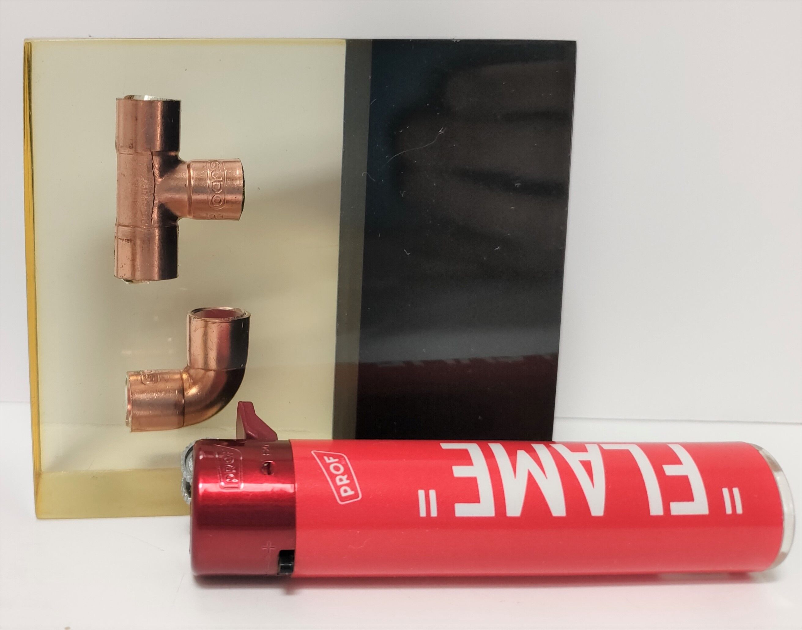 Lighter resin inclusions design 70s