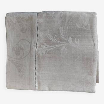 Damask linen tablecloth