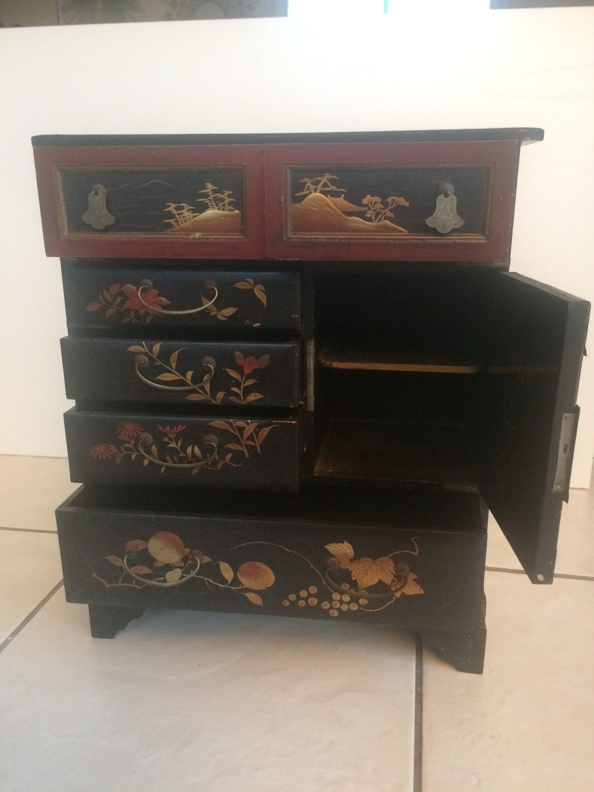 Indo-Chinese Cabinet of the 1950s