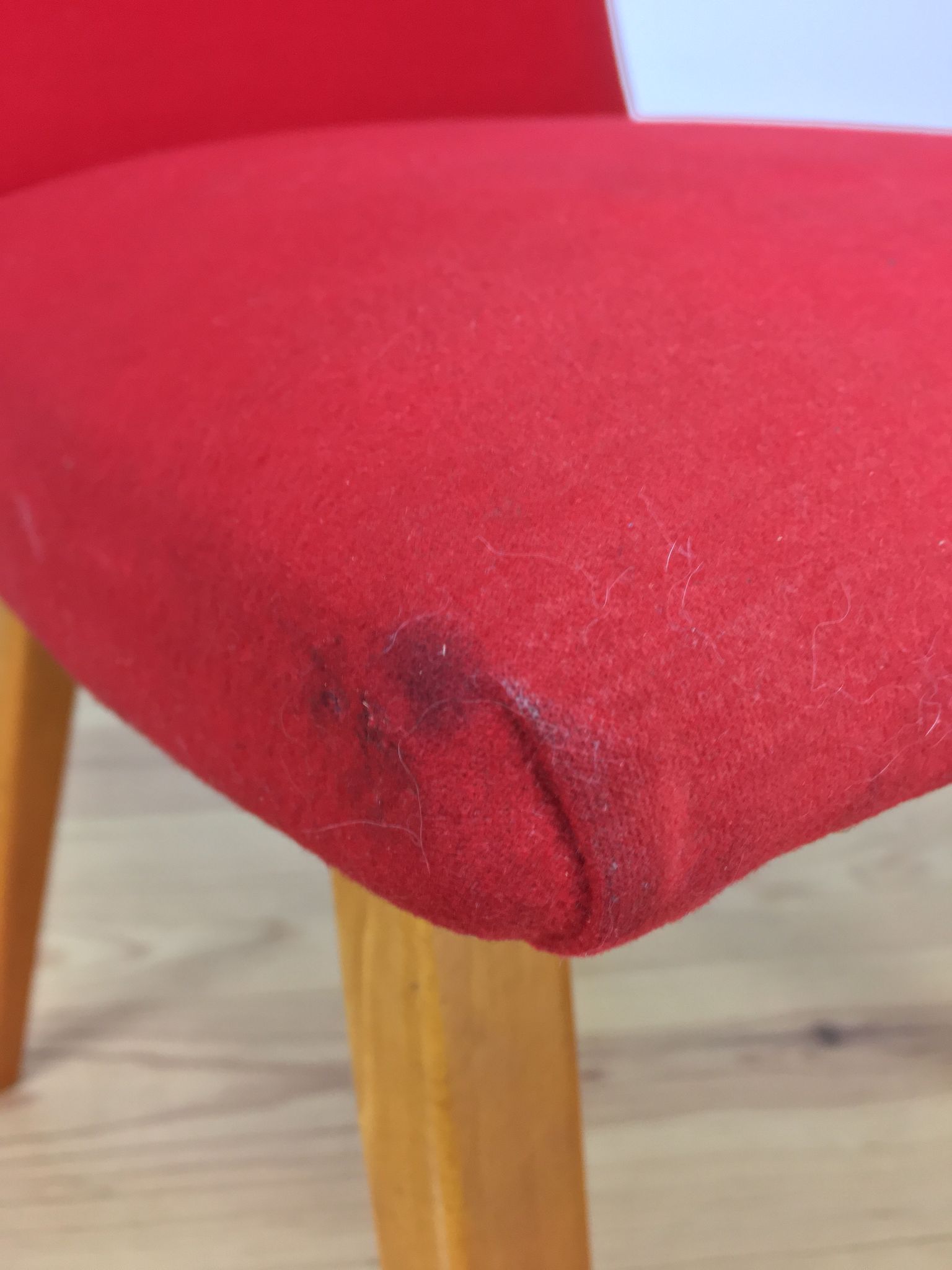 Chaise Steiner vintage années 60 rouge bois
