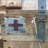 Trunk, natural wood box, very healthy