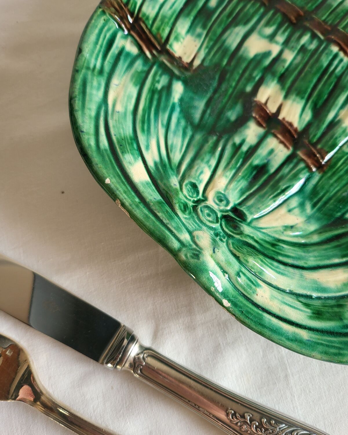 Dish and Asparagus Drainer in Green Barbotine Earthenware