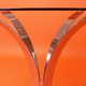 Table circulaire en métal et verre fumé 1970