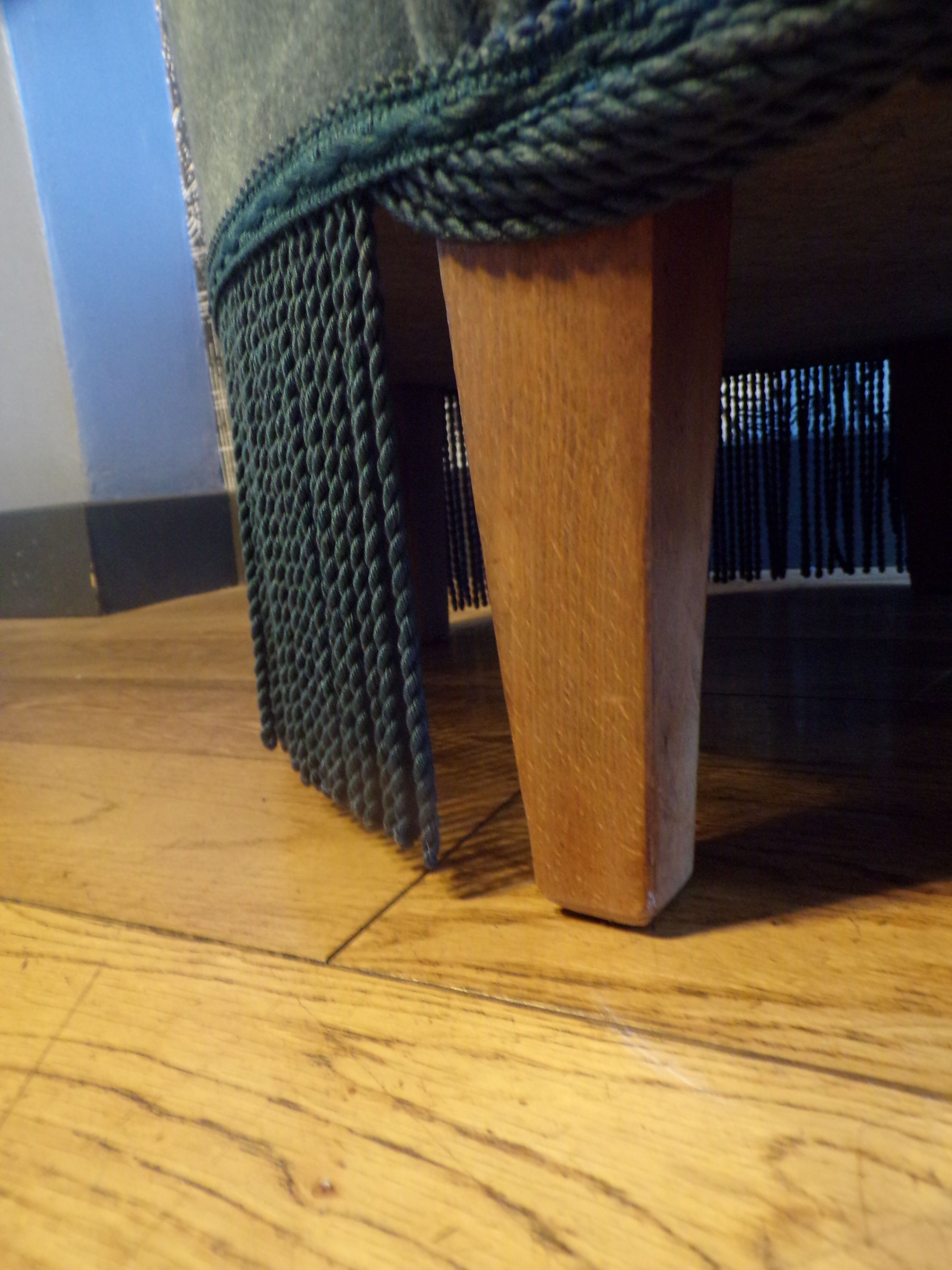 Vintage toad armchair