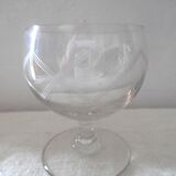 Verres anciens ciselés