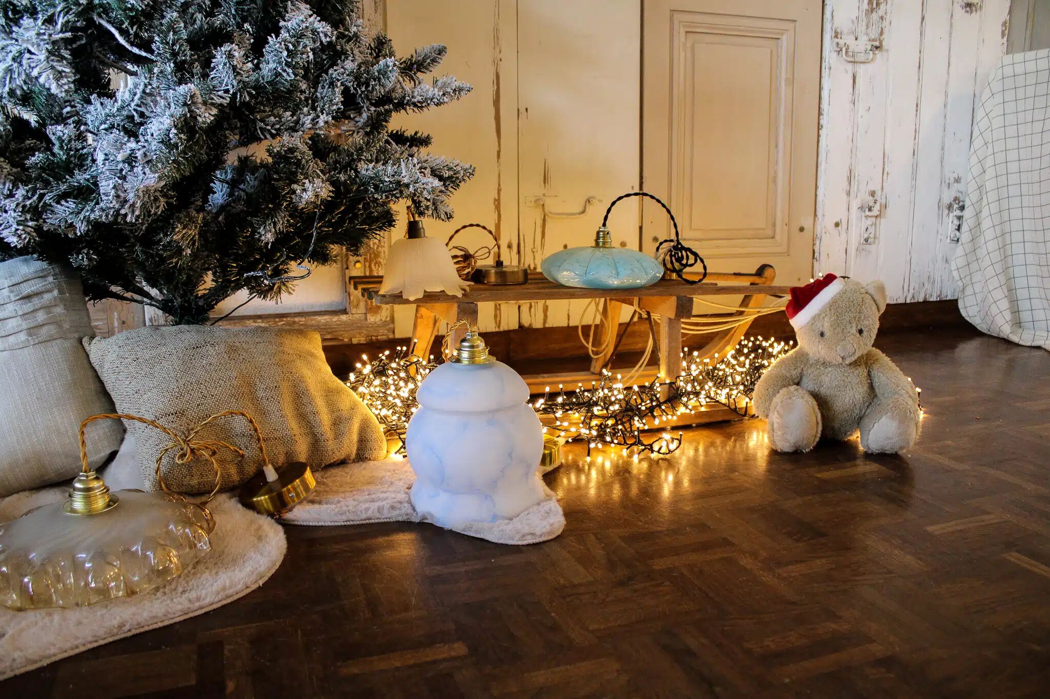 Tulip suspension – medium amber "Thought"