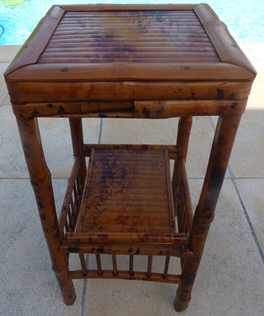 Bamboo harness with removable shelf