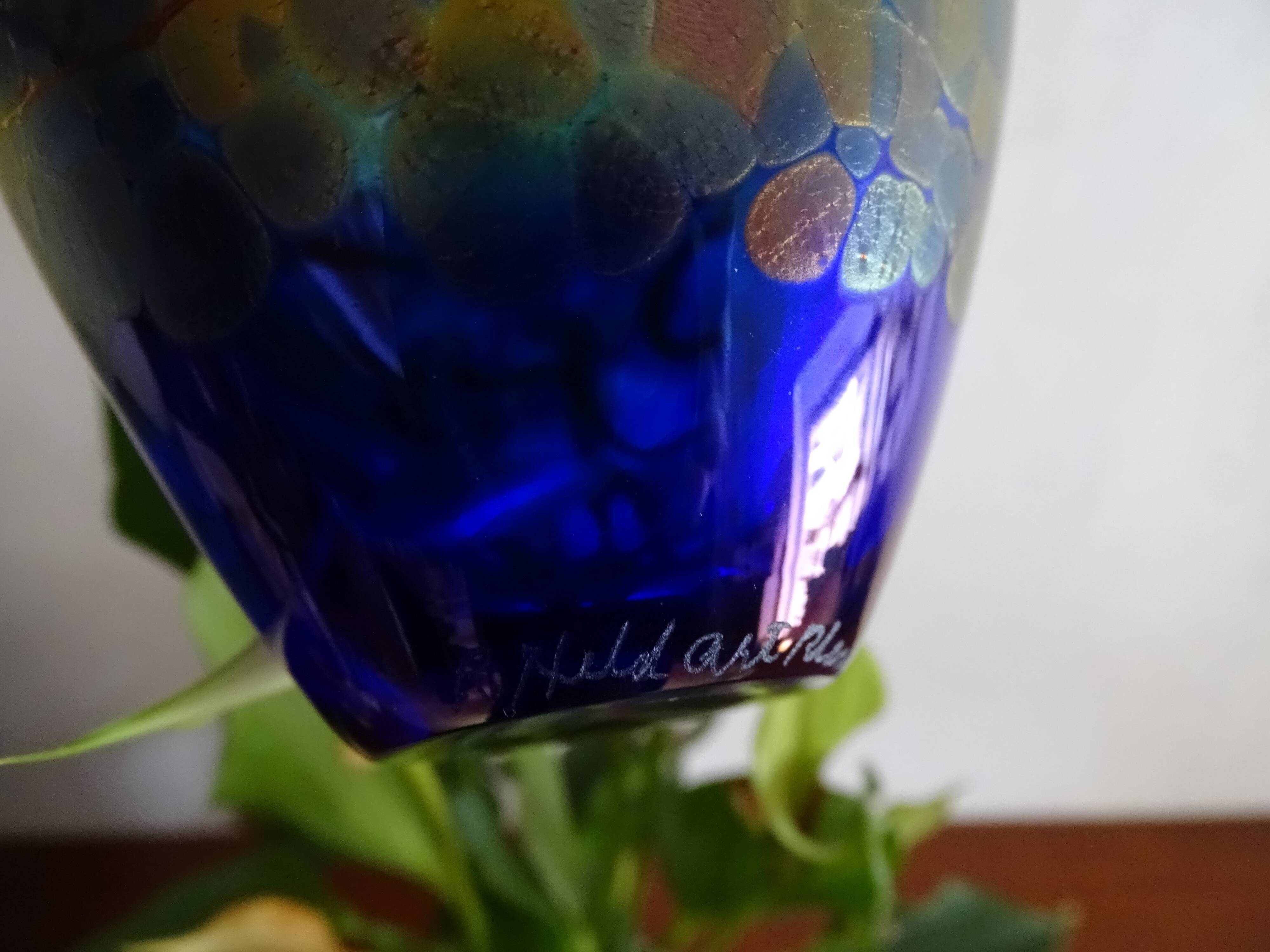 Multicoloured iridescent glass vase and cobalt blue Canada Robert Held signed