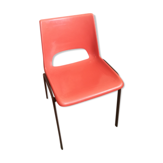 Chaise designer Robin Day
